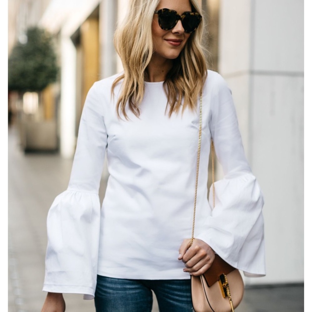 Beautiful crisp MLM Label bell sleeve blouse